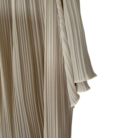 Vintage Cream Pleated Maxi Dress With Ruffled Sleeves & Button Closure Size M - Picture 5 of 10